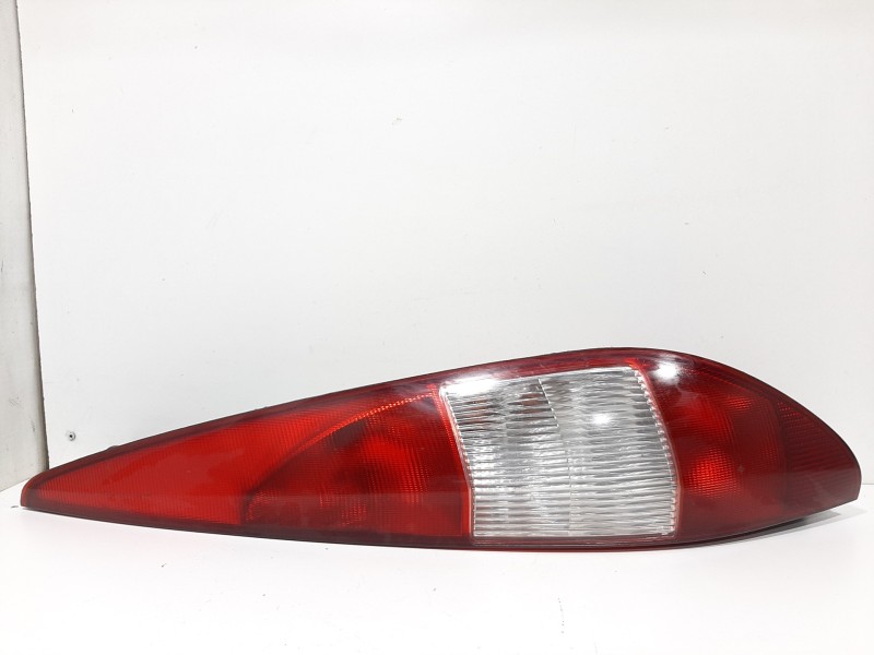 Recambio de piloto trasero derecho para ford mondeo turnier (ge) referencia OEM IAM   