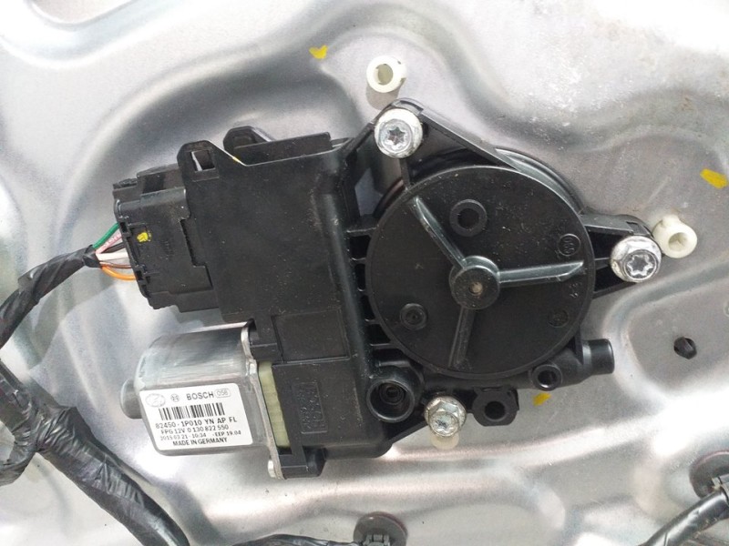 Recambio de elevalunas delantero izquierdo para hyundai ix20 gls comfort referencia OEM IAM 824701K010  