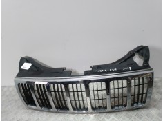 Recambio de rejilla delantera para jeep gr. cherokee (wh) 3.0 crd laredo referencia OEM IAM 55156814AE   2