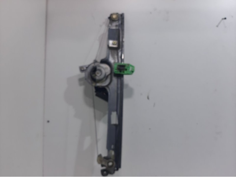 Recambio de elevalunas delantero izquierdo para renault scenic ii confort dynamique referencia OEM IAM   