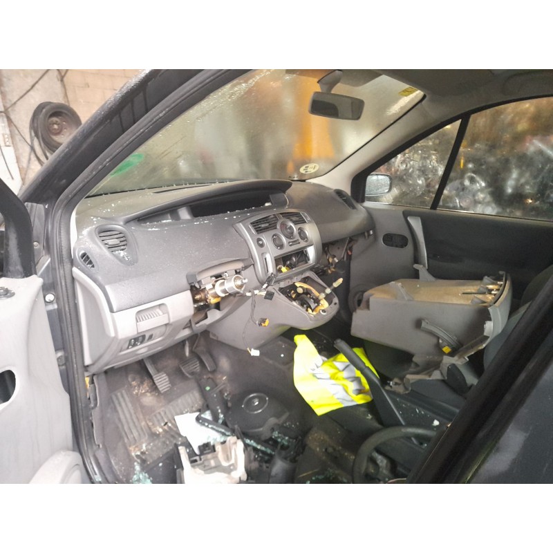 RENAULT GRAND SCÉNIC II (JM0/1_) - imagen 2