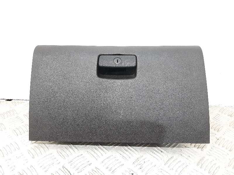 Recambio de guantera para tata aria referencia OEM IAM   