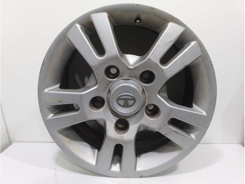 Recambio de llanta para tata aria referencia OEM IAM A92895 7.5JX17 