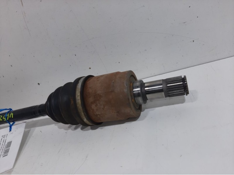 Recambio de transmision delantera izquierda para honda jazz (gd1/5) 1.2 ls referencia OEM IAM 44306SAAE00  