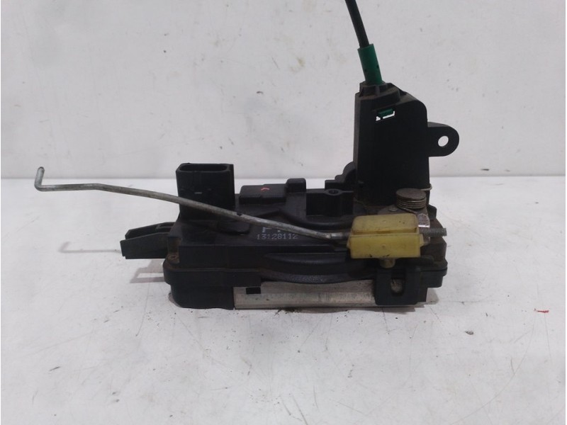 Recambio de cerradura puerta delantera derecha para opel astra h berlina cosmo referencia OEM IAM 13128112 5 PINES 