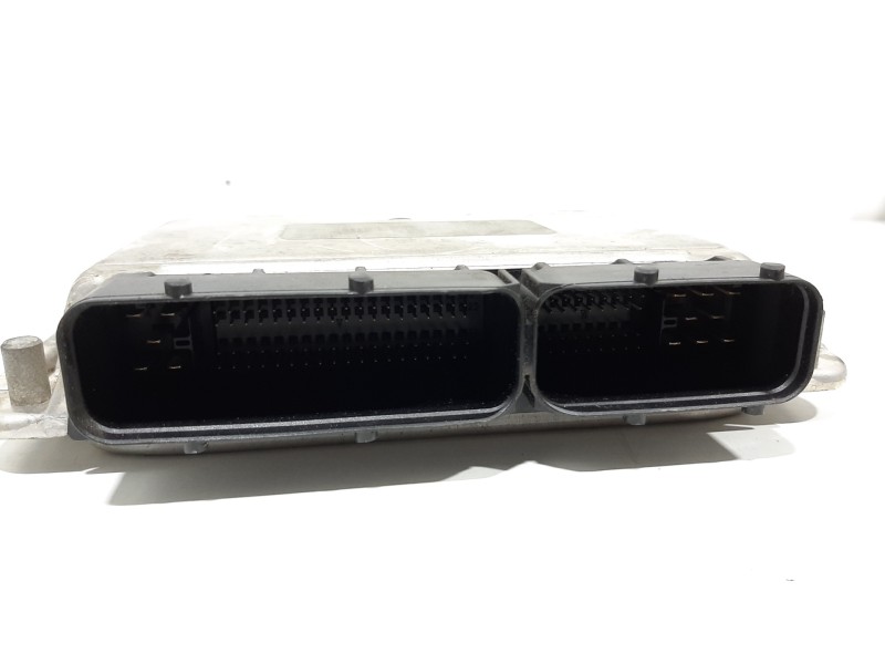 Recambio de centralita motor uce para seat ibiza (6l1) signo referencia OEM IAM 038906012HP 0281011320 