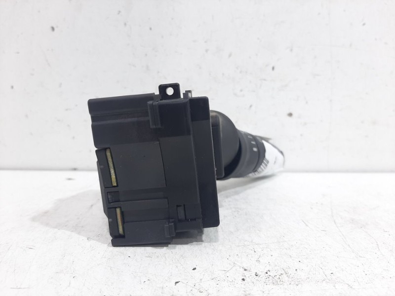 Recambio de mando limpia para nissan x-trail (t30) comfort referencia OEM IAM 8H905  