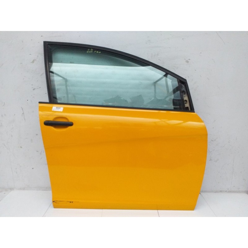 Recambio de puerta delantera derecha para seat altea xl (5p5) reference referencia OEM IAM 5P0831056A AMARILLA 