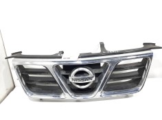 Recambio de rejilla delantera para nissan x-trail (t30) comfort referencia OEM IAM  PLATA