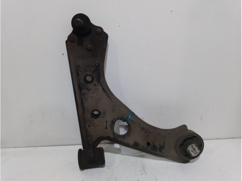 Recambio de brazo suspension inferior delantero derecho para citroën nemo attraction referencia OEM IAM 1618067480  