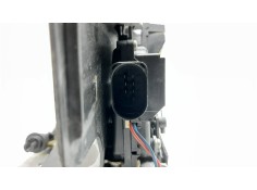 Recambio de cerradura puerta delantera derecha para audi a4 berlina (8e) 1.9 tdi (96kw) referencia OEM IAM    2