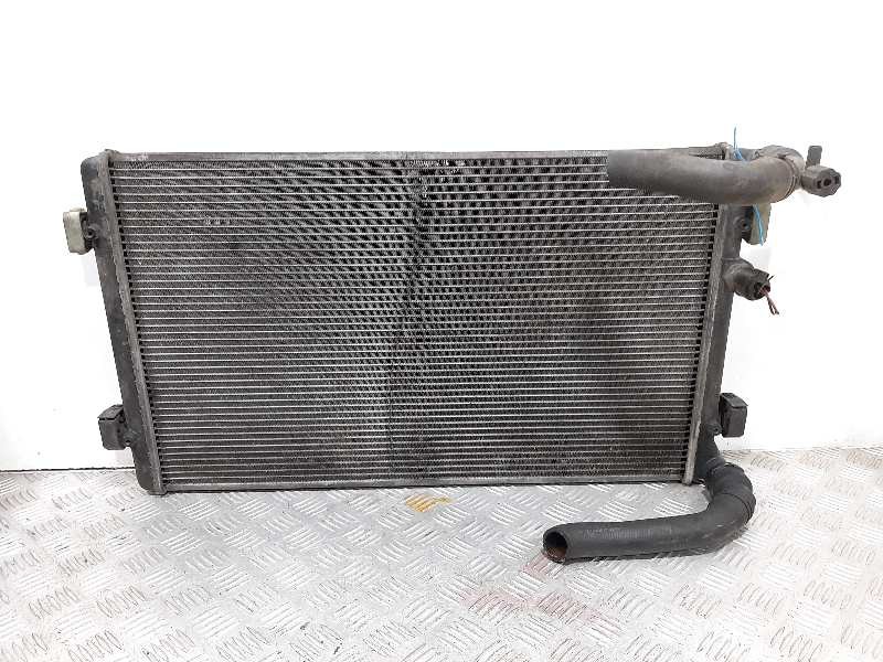 Recambio de radiador agua para volkswagen golf iv berlina (1j1) 1.9 tdi referencia OEM IAM   
