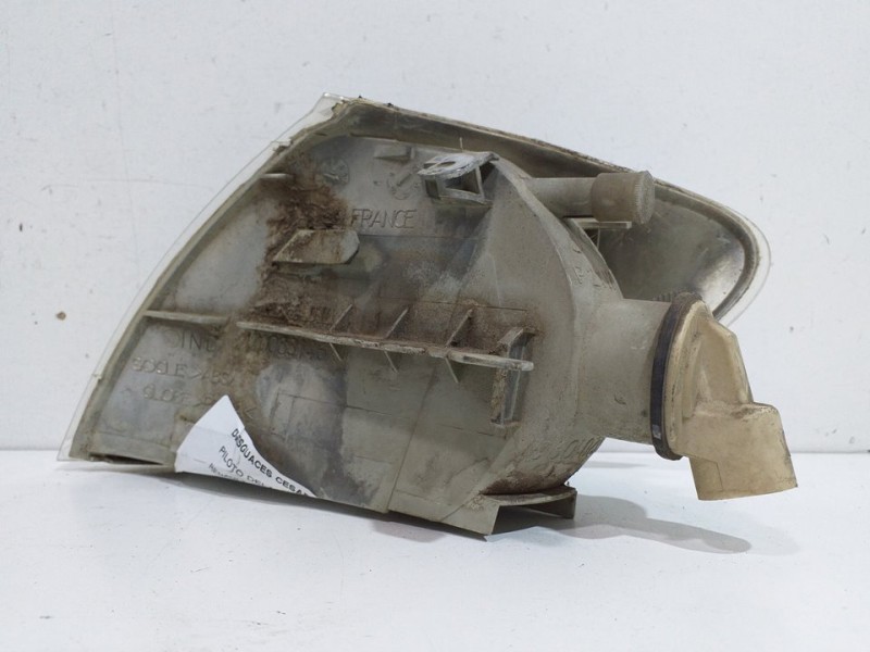 Recambio de piloto delantero derecho para renault megane i classic (la0) 1.9 d rn referencia OEM IAM   