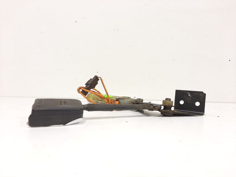 Recambio de enganche cinturon delantero derecho para peugeot partner (s1) combispace referencia OEM IAM 542346511A  