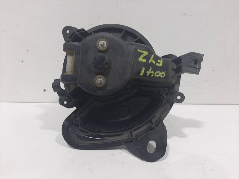 Recambio de motor calefaccion para fiat punto berlina (188) 1.4 16v emotion referencia OEM IAM 503330100  