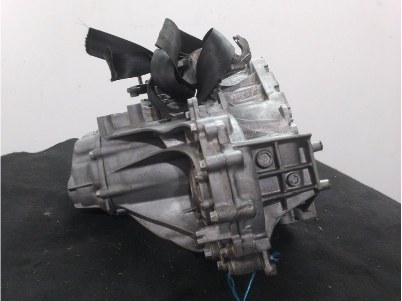 Recambio de caja cambios para hyundai kona essence 2wd referencia OEM IAM 2Y94  