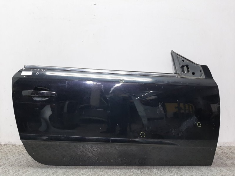 Recambio de puerta delantera derecha para opel astra h berlina cosmo referencia OEM IAM 124599 NEGRO 