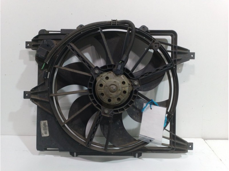 Recambio de electroventilador para renault clio ii fase ii (b/cb0) authentique referencia OEM IAM 7701050677  