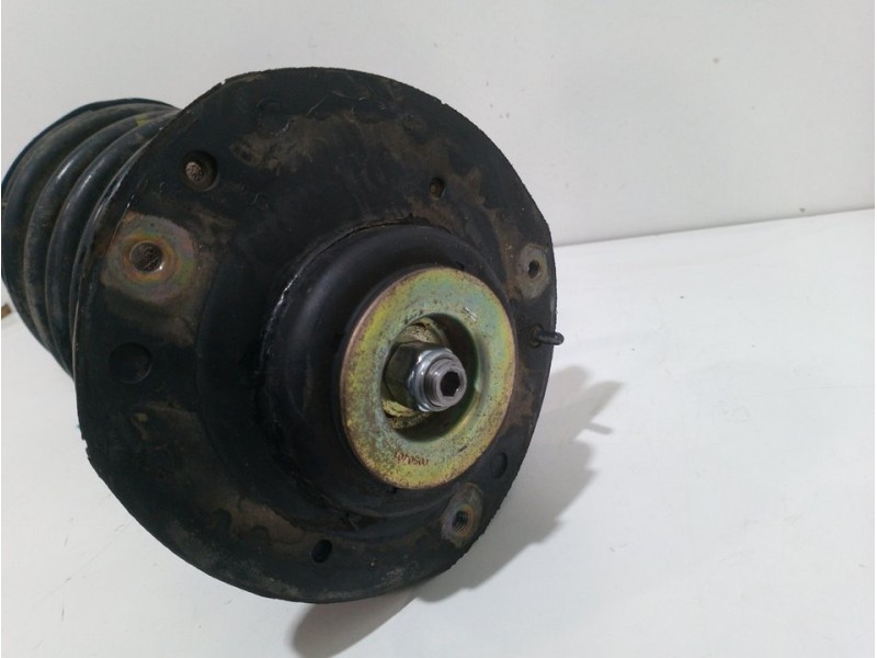 Recambio de amortiguador delantero derecho para peugeot 206 berlina xs referencia OEM IAM   