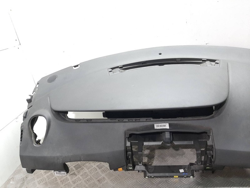 Recambio de salpicadero para renault scenic ii luxe privilege referencia OEM IAM 8200232649  