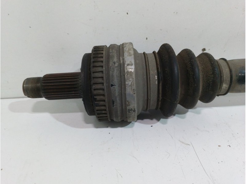 Recambio de transmision trasera derecha para bmw serie 1 berlina (e81/e87) 118d referencia OEM IAM 7547628  