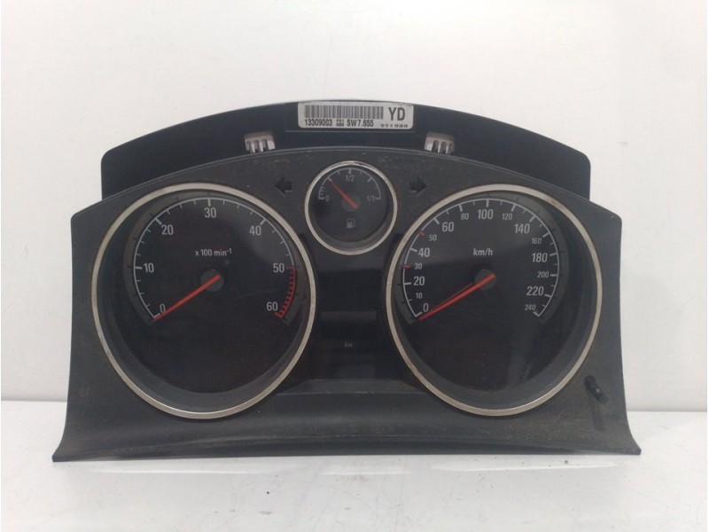 Recambio de cuadro instrumentos para opel astra gtc energy referencia OEM IAM 13309003 SW7655 