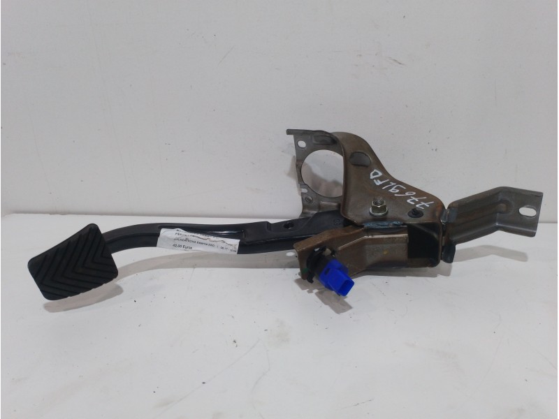 Recambio de pedal freno para hyundai kona essence 2wd referencia OEM IAM 32800J9100 6 PINES 