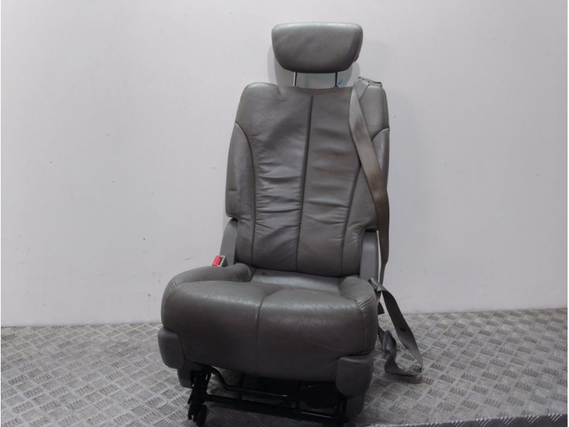 Recambio de asiento trasero medio para kia carnival 2.9 crdi vgt active referencia OEM IAM   