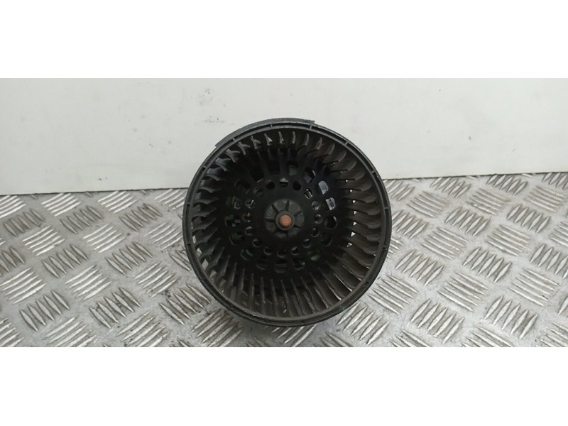 Recambio de motor calefaccion para renault clio iv limited referencia OEM IAM T1029527H 272106600R 