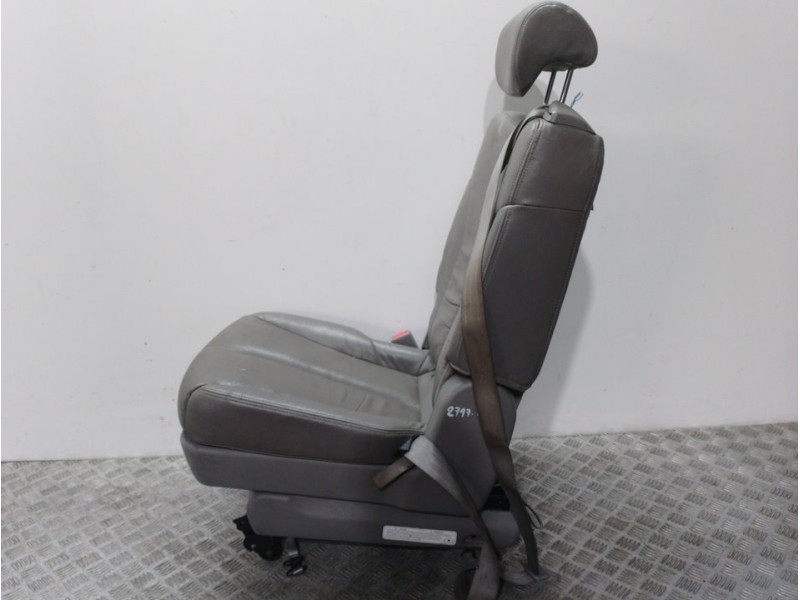 Recambio de asiento trasero medio para kia carnival 2.9 crdi vgt active referencia OEM IAM   