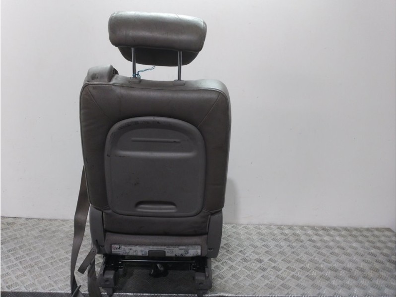 Recambio de asiento trasero medio para kia carnival 2.9 crdi vgt active referencia OEM IAM   