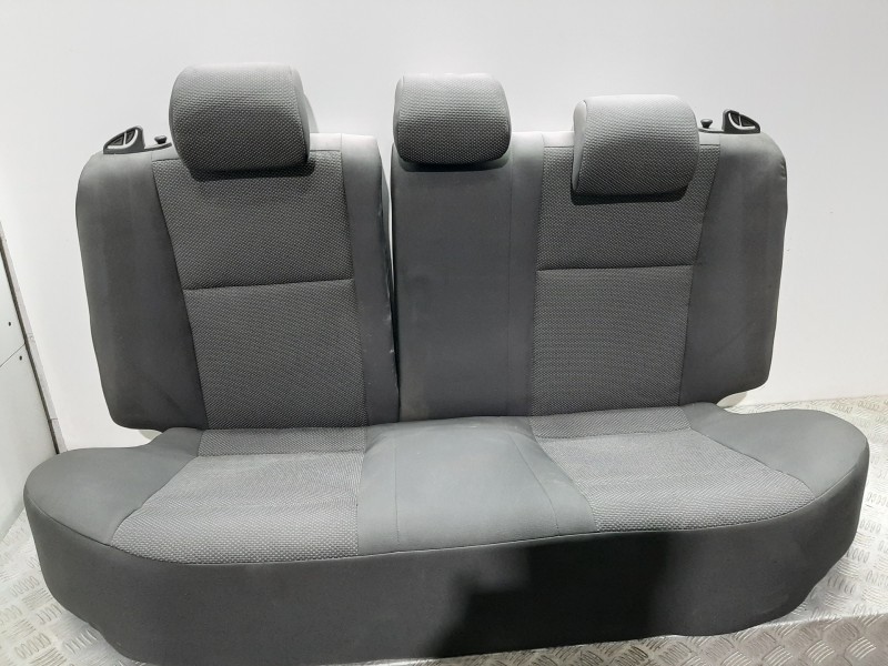 Recambio de asientos traseros para chevrolet aveo lt referencia OEM IAM   