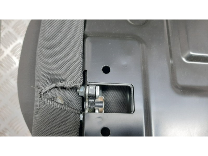 Recambio de asientos traseros para chevrolet aveo lt referencia OEM IAM   