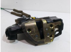 Recambio de cerradura puerta delantera izquierda para toyota corolla verso (r1) 2,2 d-4d sport referencia OEM IAM 6904002152 6 P
