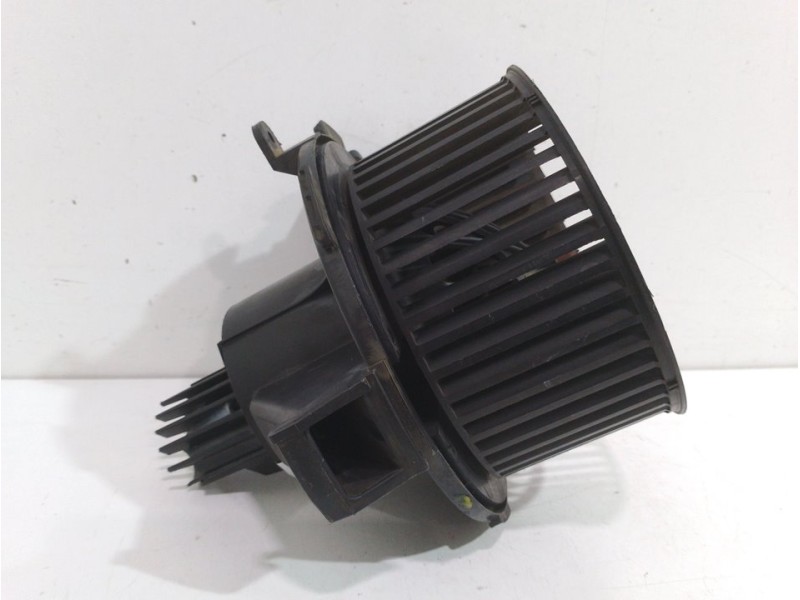 Recambio de motor calefaccion para opel zafira b cosmo referencia OEM IAM D8087  