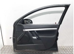 Recambio de puerta delantera derecha para opel vectra c berlina club referencia OEM IAM  NO INCLUYE RETROVISOR (MALO)  2