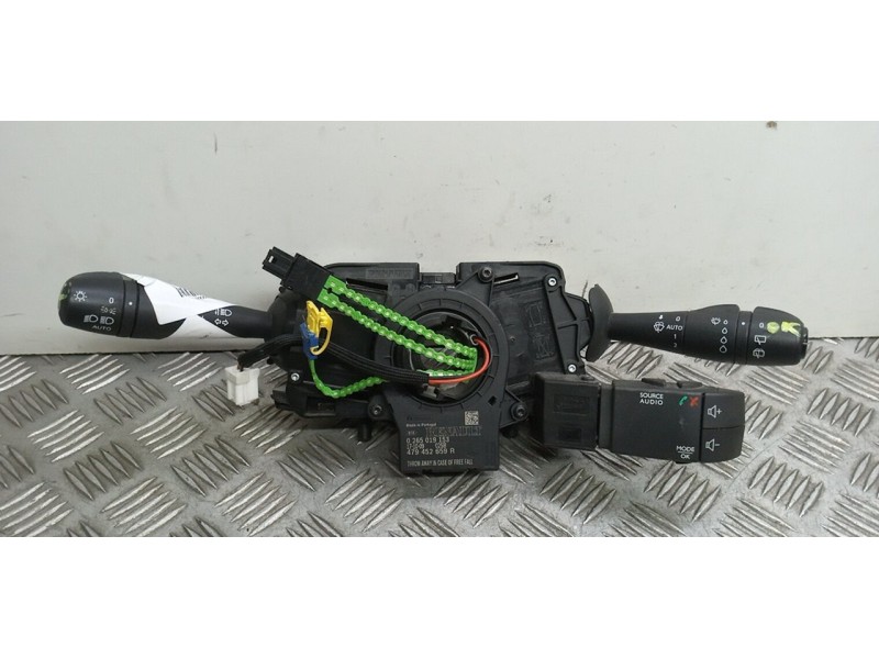Recambio de mando multifuncion para renault clio iv limited referencia OEM IAM 0265019153  