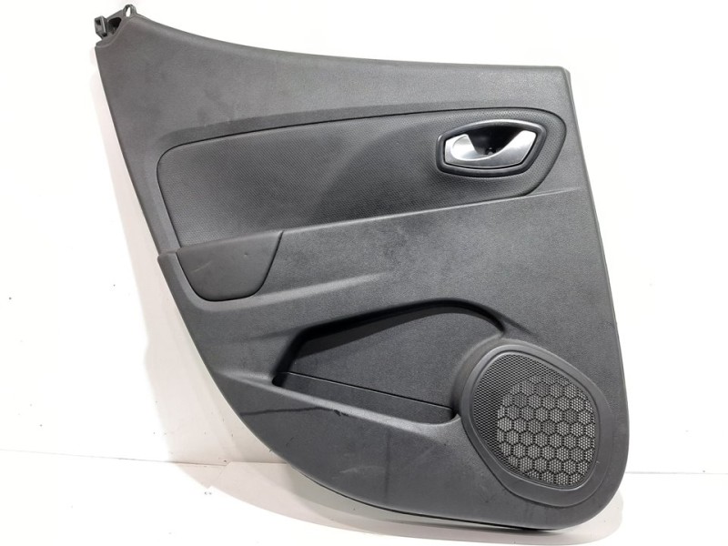 Recambio de guarnecido puerta trasera izquierda para renault clio iv limited referencia OEM IAM 829A19699R  