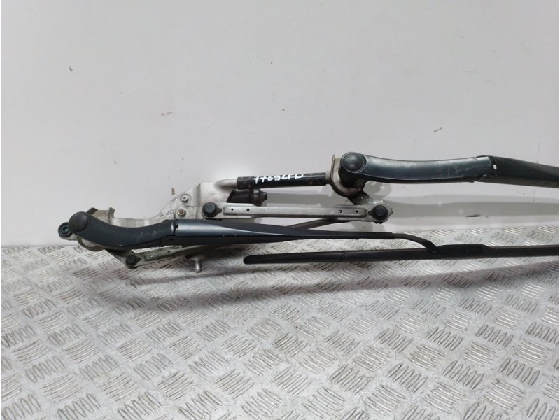 Recambio de motor limpia delantero para hyundai kona essence 2wd referencia OEM IAM 98110C1950  