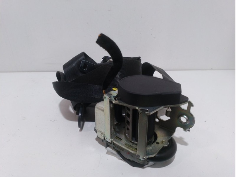 Recambio de cinturon seguridad delantero derecho para peugeot 207 sw sport referencia OEM IAM 8975CA  