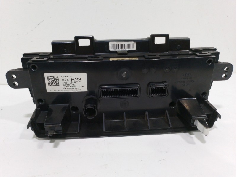 Recambio de mando calefaccion / aire acondicionado para hyundai kona essence 2wd referencia OEM IAM 97250J9371 C200367821 190620