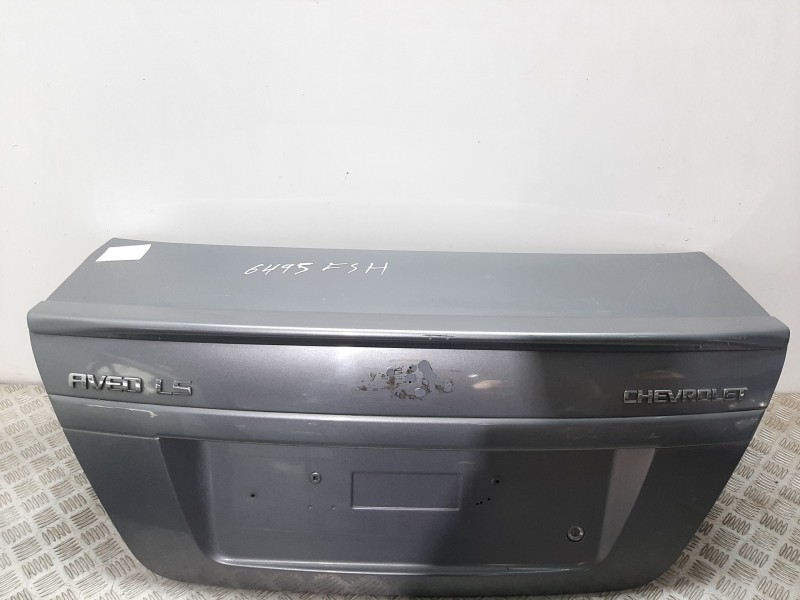 Recambio de tapa maletero para chevrolet aveo lt referencia OEM IAM  GRIS 