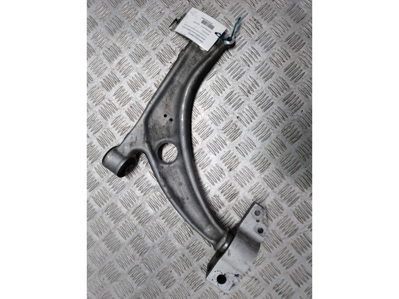 Recambio de brazo suspension inferior delantero izquierdo para volkswagen passat berlina (3c2) advance referencia OEM IAM 3C0407