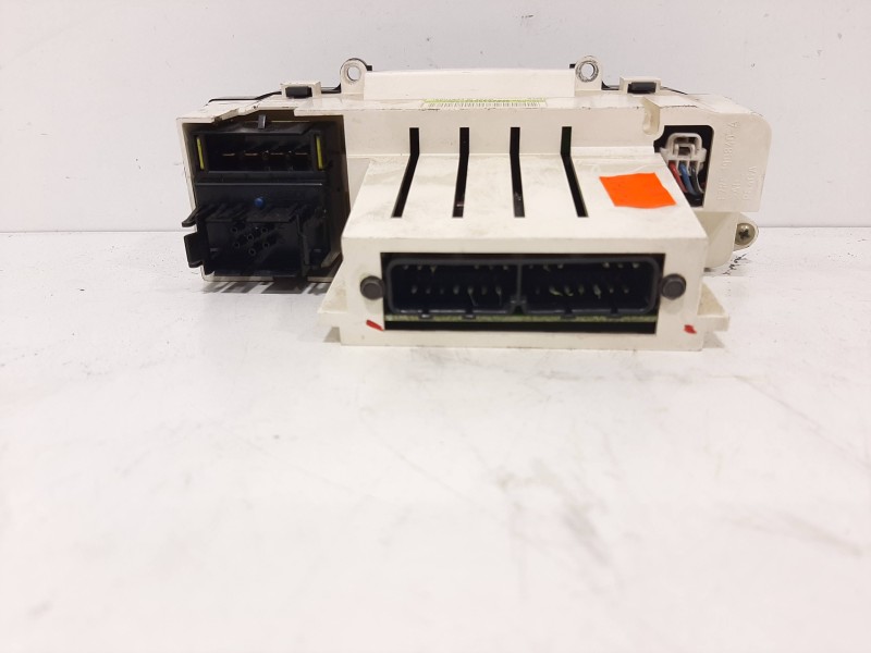 Recambio de mando calefaccion / aire acondicionado para ford mondeo berlina (gd) ghia referencia OEM IAM 1027804  