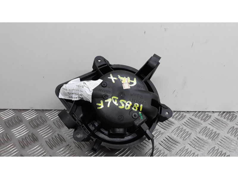 Recambio de motor calefaccion para fiat punto berlina (188) 1.4 16v sporting referencia OEM IAM   