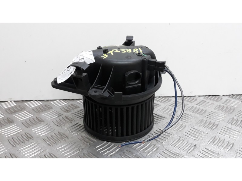 Recambio de motor calefaccion para fiat punto berlina (188) 1.4 16v sporting referencia OEM IAM   