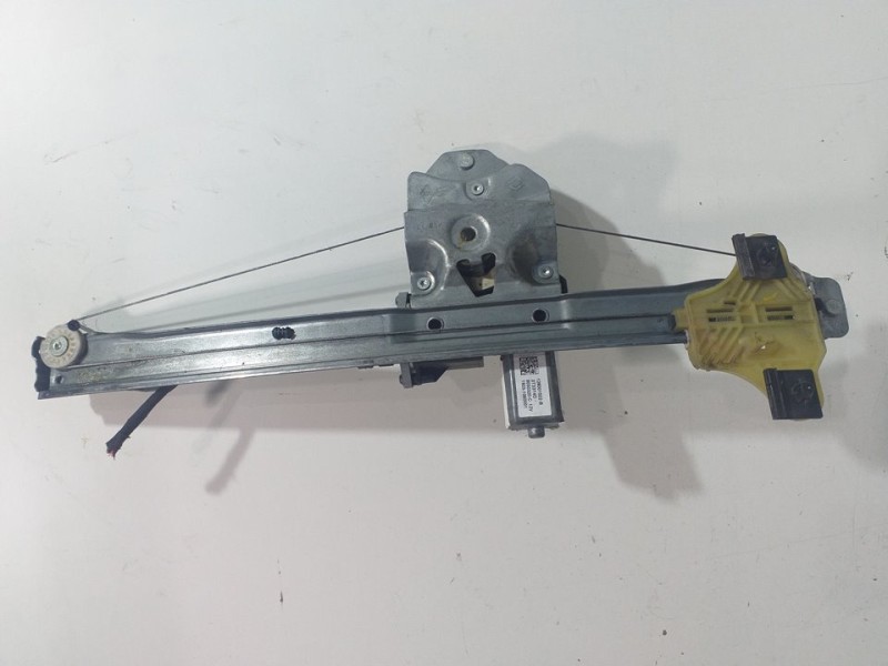 Recambio de elevalunas delantero izquierdo para renault clio iv limited referencia OEM IAM 807018534R  