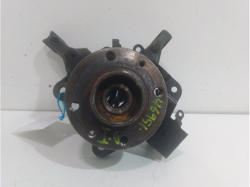 Recambio de mangueta delantera izquierda para renault clio iv limited referencia OEM IAM 400151651R  