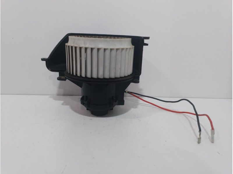 Recambio de motor calefaccion para opel astra gtc energy referencia OEM IAM  52421335 
