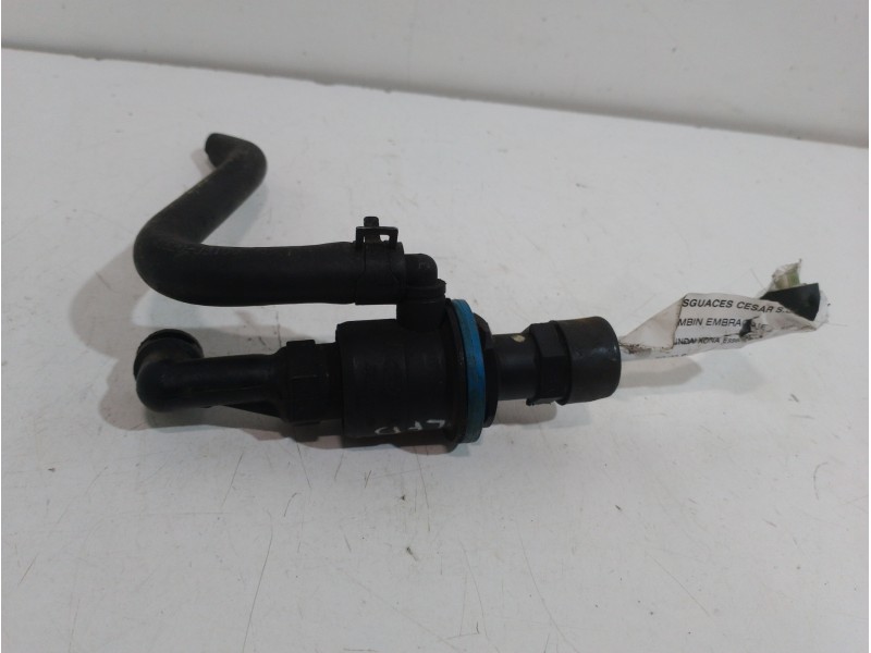 Recambio de bombin embrague para hyundai kona essence 2wd referencia OEM IAM 4171023050  